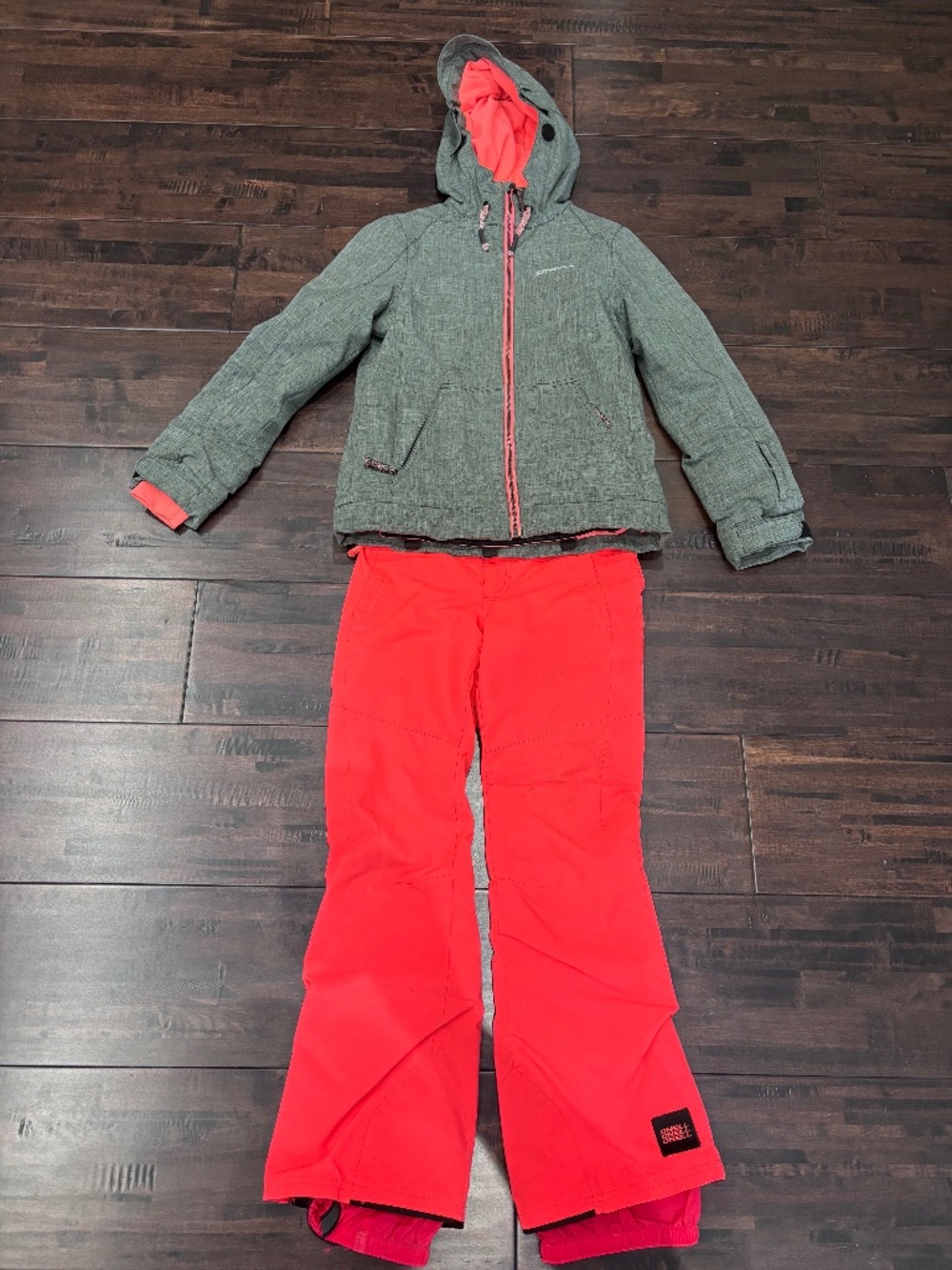O’Neill Youth size 10 ski suit